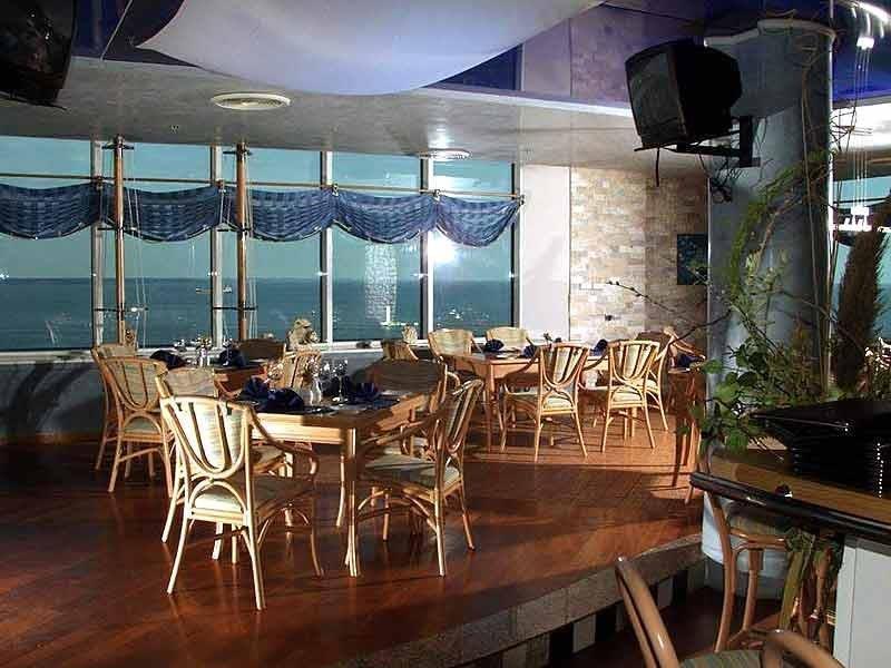 Odessa Hotel エクステリア 写真